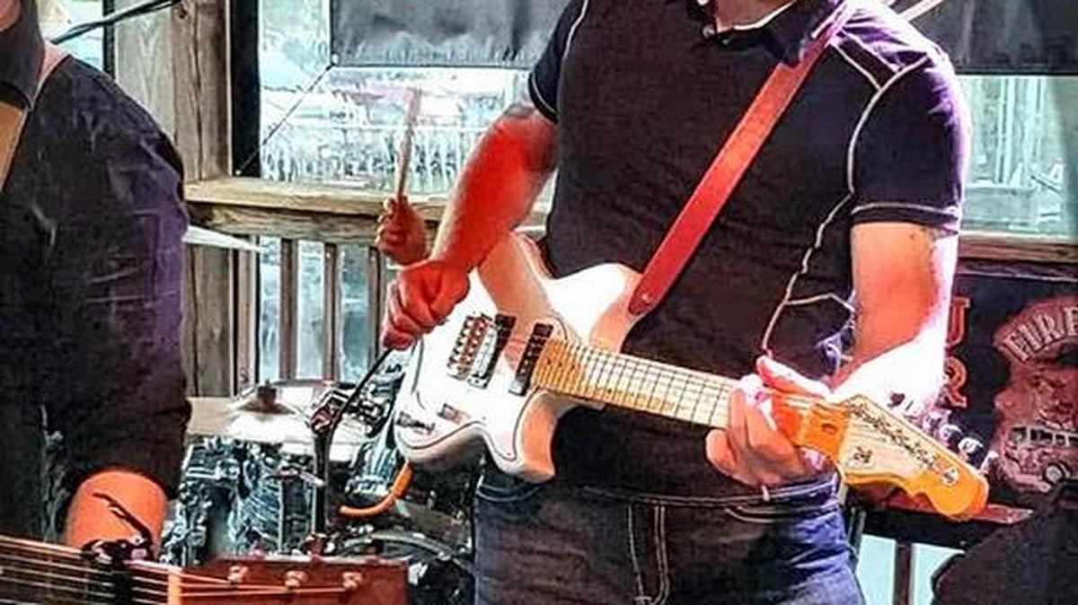 Trey Calloway will perform a concert of country music, 7-9 p.m. Wednesday in the gazebo at Sunset Beach’s Village Park, on Queen Anne Street. Admission is free. Details at 910-253-2031 or www.sunsetbeachconcerts.com, and www.treycallowayband.com.