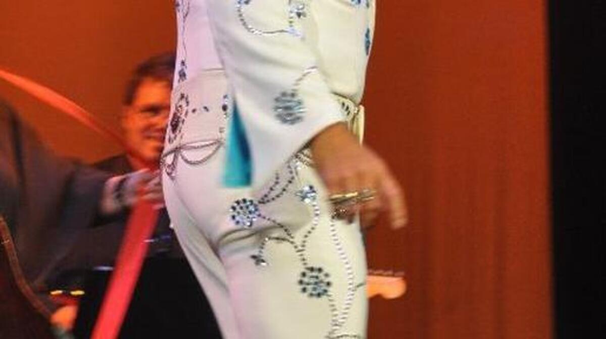 Rick Alviti will lead a band in “That's The Way it Was – Tribute To Elvis,” 7:30 p.m. Sunday at the Alabama Theatre, in Barefoot Landing, on U.S. 17 in North Myrtle Beach. Details at 843-272-1111 or www.alabama-theatre.com, and www.rickalvitishow.com.