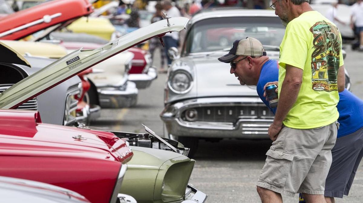 The Pee Dee Street Rodders’ have their annual “Run to the Sun” Car and Truck Show – benefiting Children’s Miracle Network Hospitals and the National Multiple Sclerosis Society – at the former Myrtle Square Mall site, on Kings Highway, between 21st and 29th avenues North, in Myrtle Beach, as seen in this photo from last year. The 2017 event will be 8 a.m.-5 p.m. March 16-18, and it’s free to see. Details at 843-669-3564, 843-665-4401, 843-687-8118 or www.peedeestreetrodders.com.