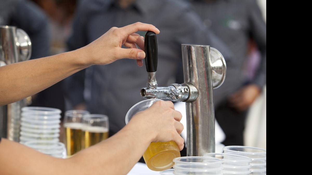 
In every bar and restaurant in the world there is a customer who is expecting something for free, a little “thank you” for choosing that particular place to dine or drink. That customer is part of the reason that 90 percent of all restaurants fail within the first three years. File photo.
