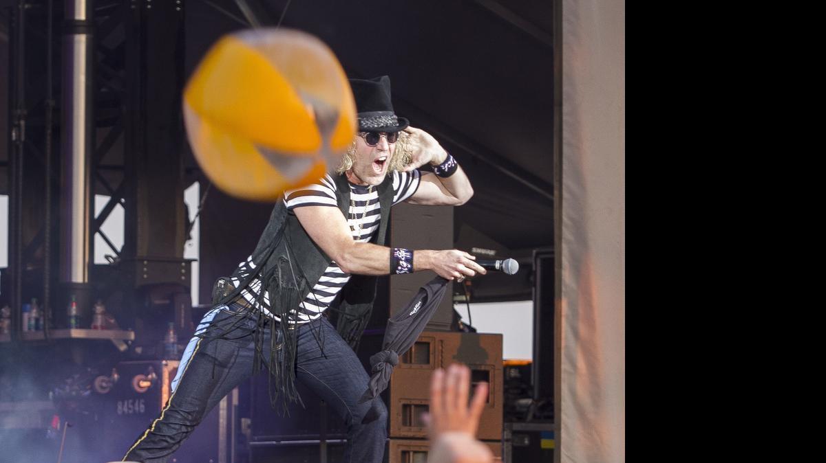 
Big Kenny (shown) and John Rich of Big and Rich perform at the Carolina Country Music Fest. 
