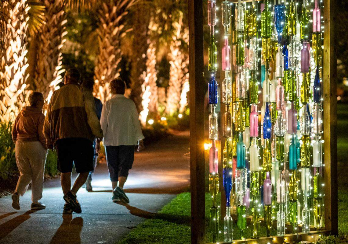 Brookgreen Gardens is holding it’s “Summer Light: Art by Night” events where visitors stroll the historic sculpture gardens under the glow of ten unique lighting installations. Live music is performed and food trucks offer local fare as the sun sets transforming the gardens. “Art by Night” is held on Wednesday and Saturdays from 6-10pm. Non-Member ticket prices are $25 for adults and $15 per child. May 18, 2022.