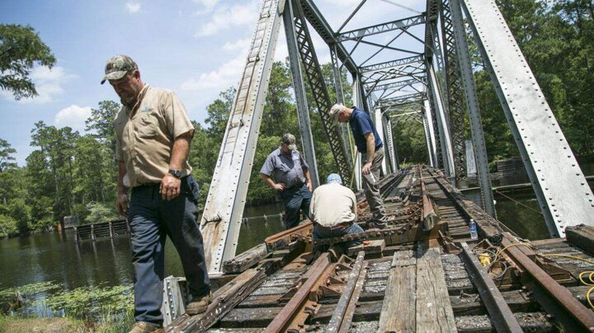 The Waccamaw Coast Line Railroad bridge has closed to marine traffic beginning Monday, June 17, 2024.
