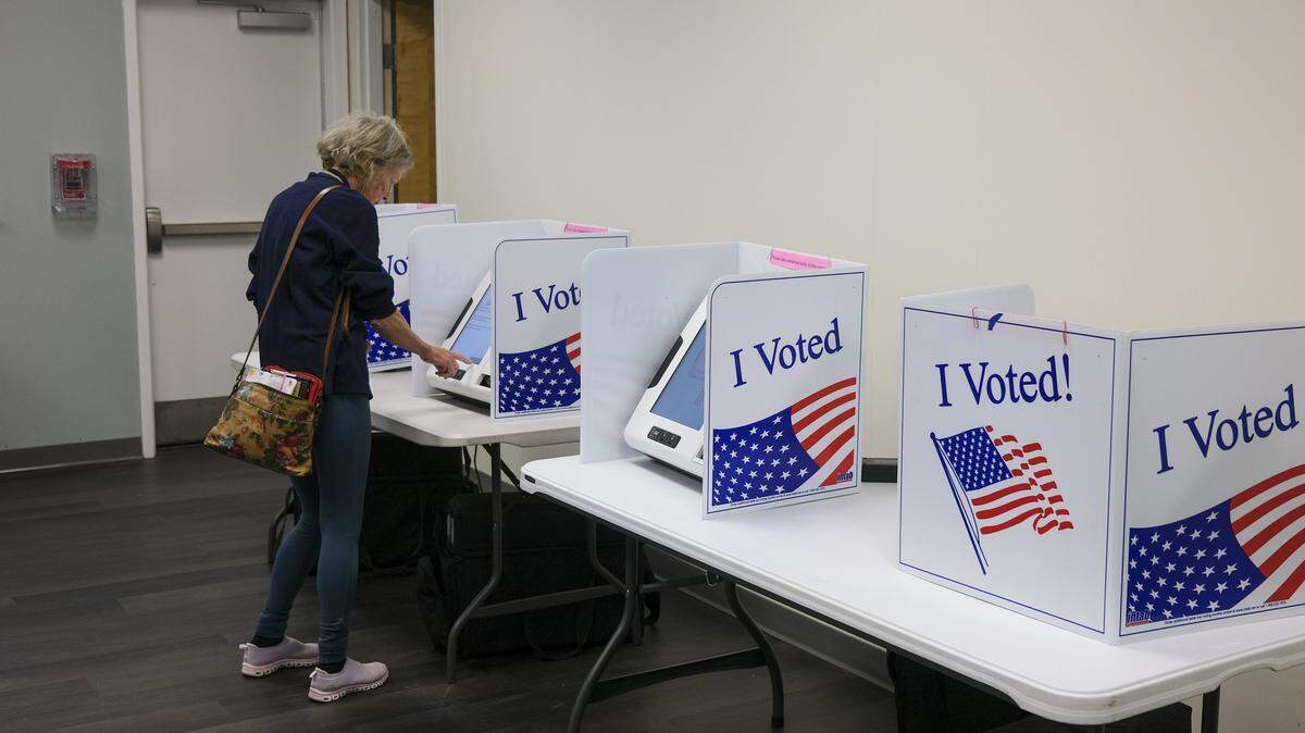 Early voting for municipal elections in the City of Myrtle Beach started on Monday, Oct. 20 at Chapin Memorial Library in Myrtle Beach, SC. Monday, Oct.20, 2025.