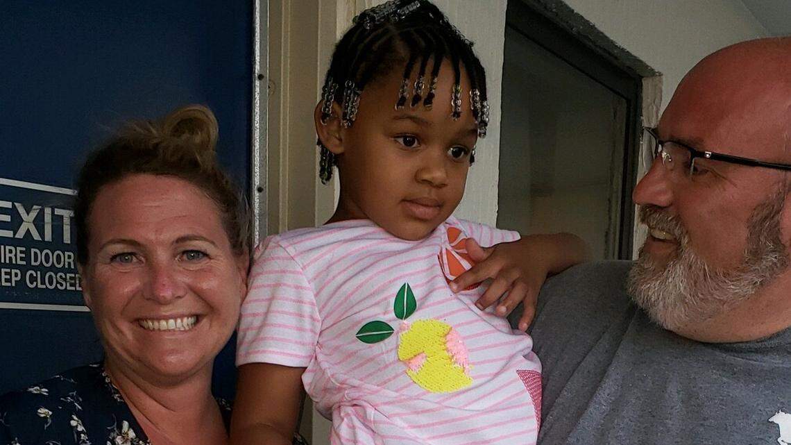 A 5-year-old was drowning in a Myrtle Beach hotel pool. This couple saved her life.