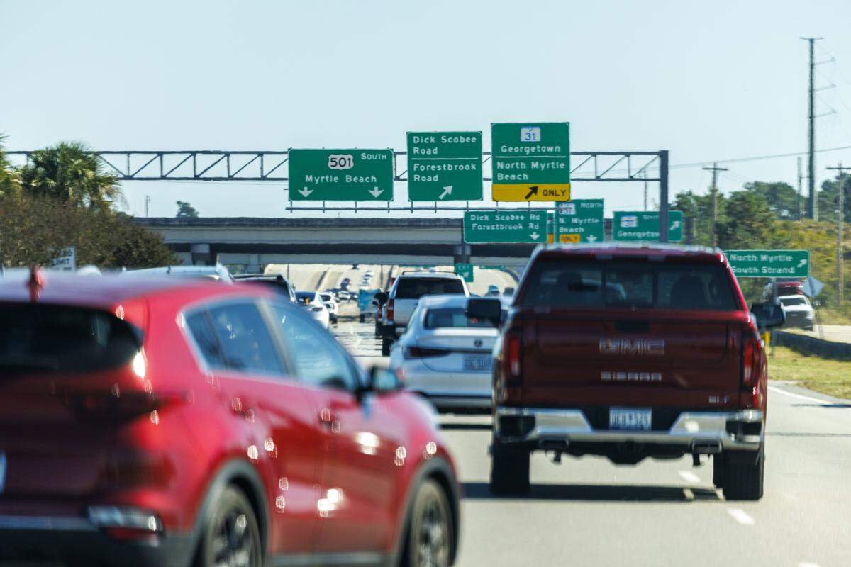 Traffic turns onto U.S. Highway 501 near Myrtle Beach, SC. Thursday, Oct.16, 2025.