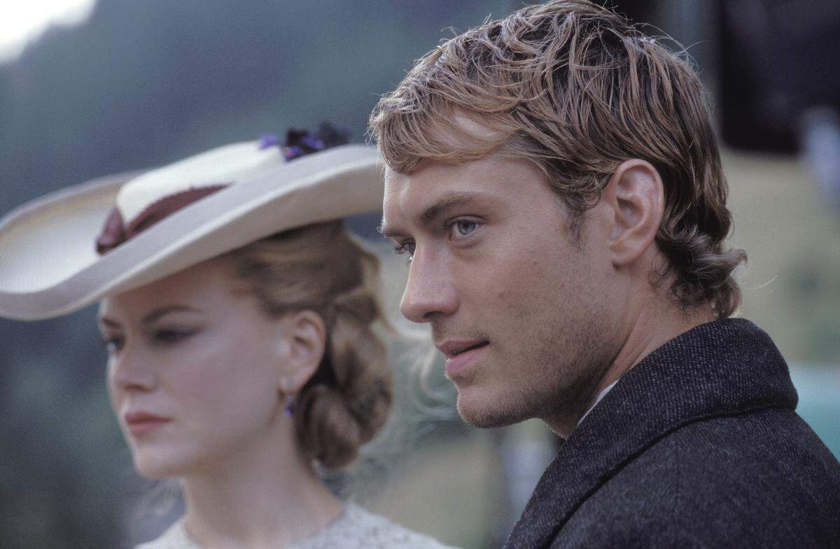 Nicole Kidman and Jude Law in Anthony Minghella’s COLD MOUNTAIN. Photo Credits: Phil Bray