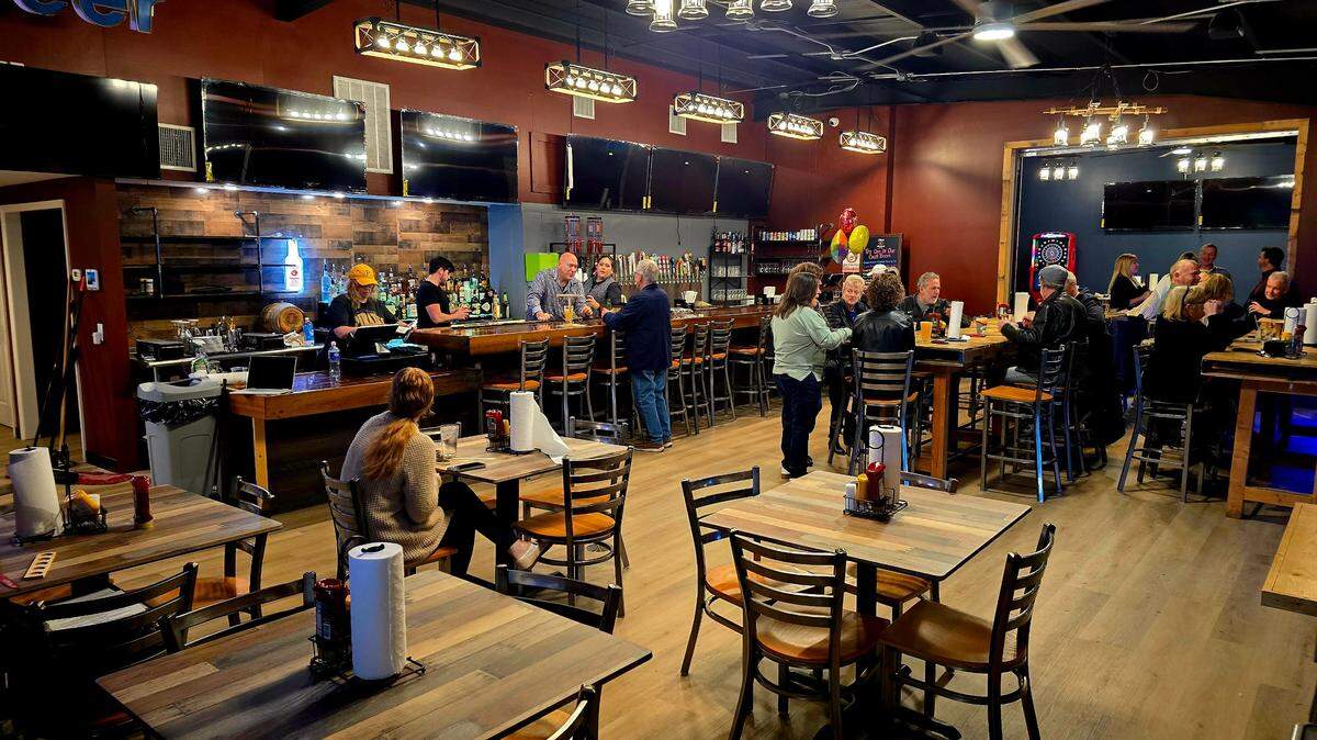 Gator Zone Sports Bar & Grille features 30 TVs and 24 drinks on draft, including craft beers, hard cider and even prosecco.