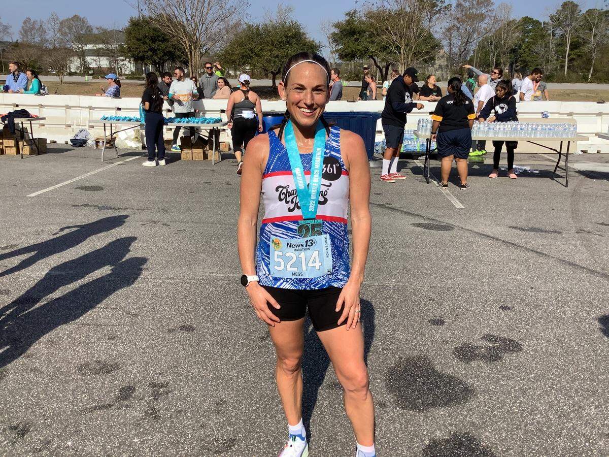 Megan Hepp Hovis of Charlotte, N.C., won the women’s race in a time of 2:56:29.