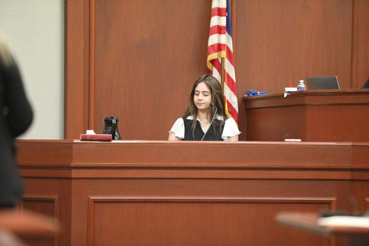 Isabella Lima, the girlfriend of David Roldan-Dimas testifies at a murder trial. She was with Roldan-Dimas until minutes before he was shot.