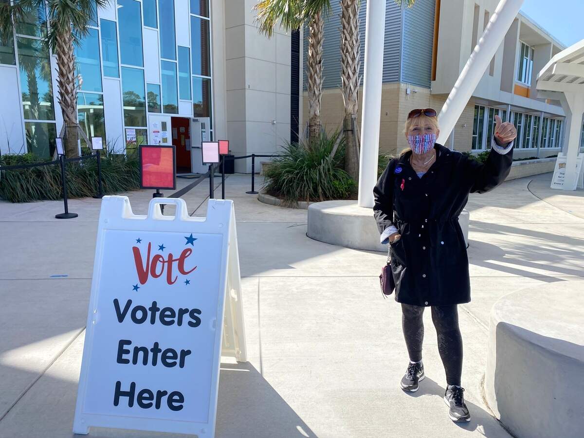 Sharon Landren votes at Socastee Middle School on Nov. 3.