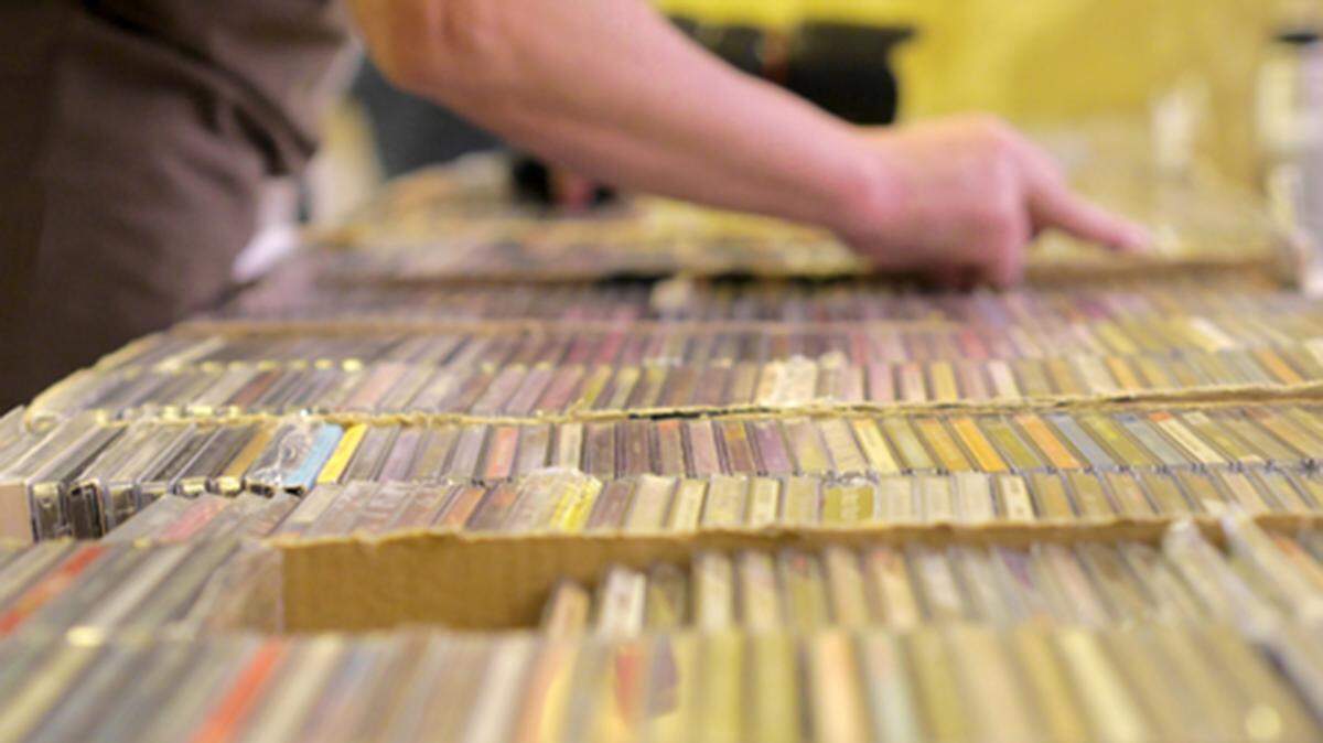 Best Buy relegating CDs to bargain bins as sales dwindle.