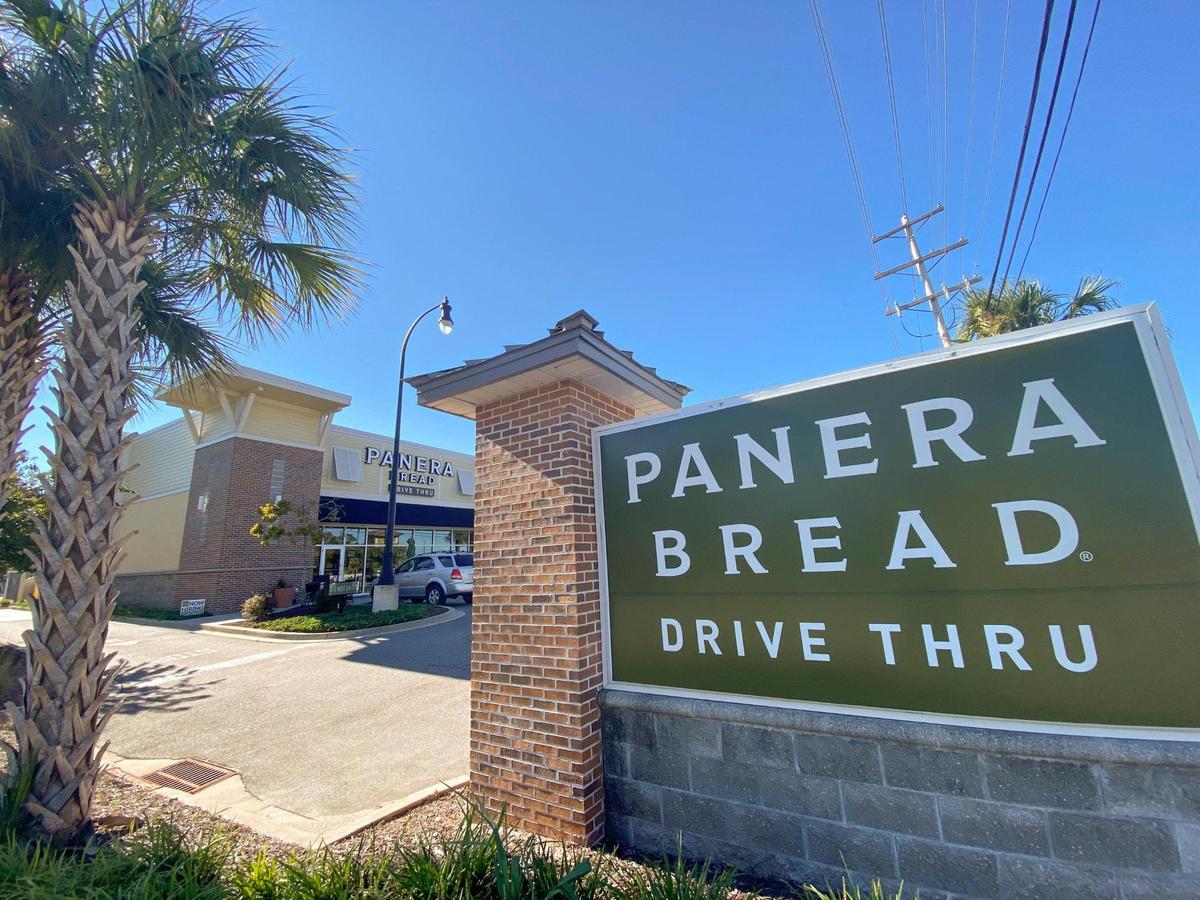 Panera Bread anunció esta semana que dejará de vender sus bebidas Charged Lemonade después de que se presentaran dos demandas por homicidio culposo contra la empresa en relación con la bebida.