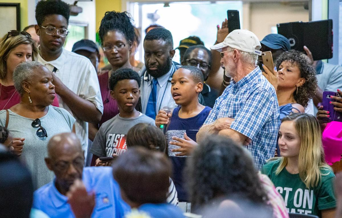 Horry County resident Elijah Dawson asks U.S. Senator and 2020 presidential candidate Cory Booker about his plans to curb school shootings should he be elected at the Bucksport Senior Center in Bucksport, S.C. Booker stopped by to speak to Horry County residents in preparation for the 2020 Presidential election.