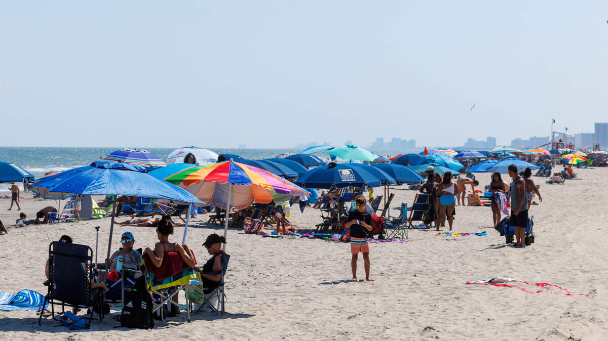 North Myrtle Beach beaches during a heat wave on June 26, 2025. A popular way to beat the heat in the area has historically been with soft frozen lemonade treats. TSN June 2025 File.