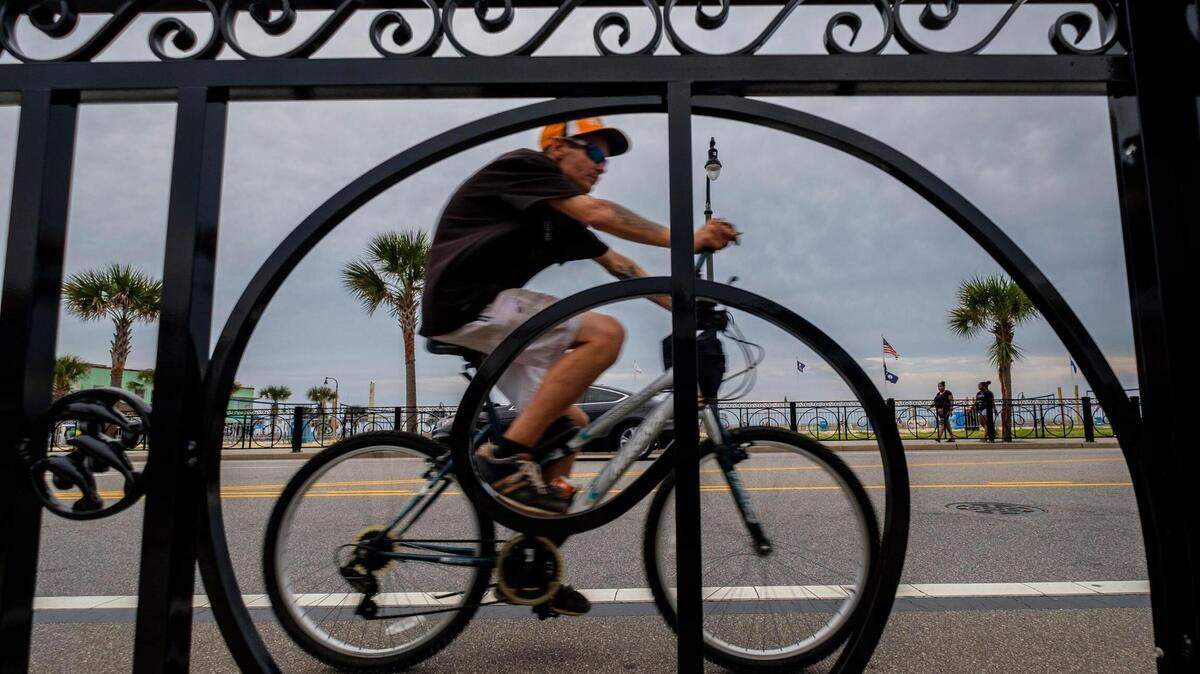 The City of Myrtle Beach has installed handrails along Ocean Boulevard in the downtown tourist district between 7th and 12th Avenues North. The railings have ornate patterns on them with a central design of dolphins jumping. Sept. 1, 2022.