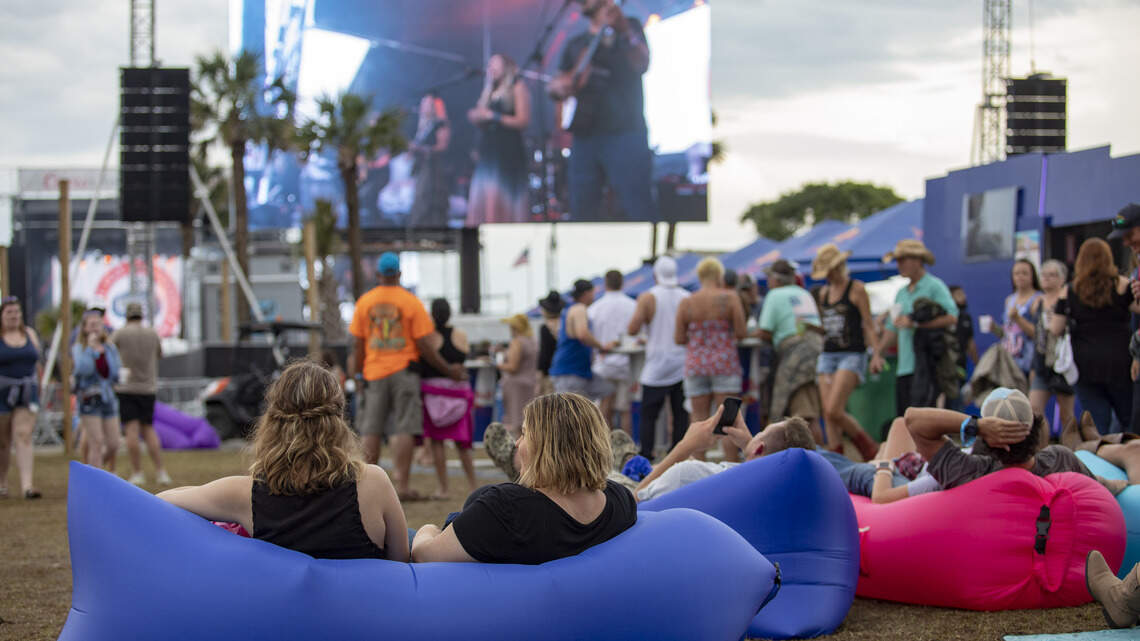 This country star coming to Myrtle Beach to headline Carolina Country Music Fest