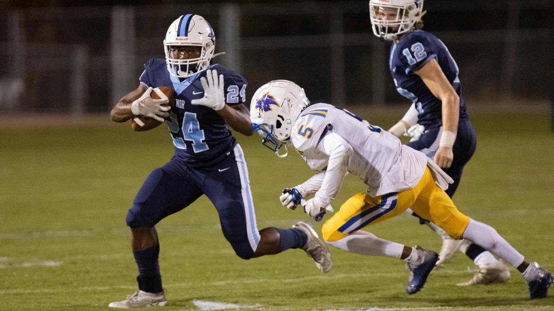 Aynor grounds out more than 400 yards rushing to make its case for the Class 3A playoffs