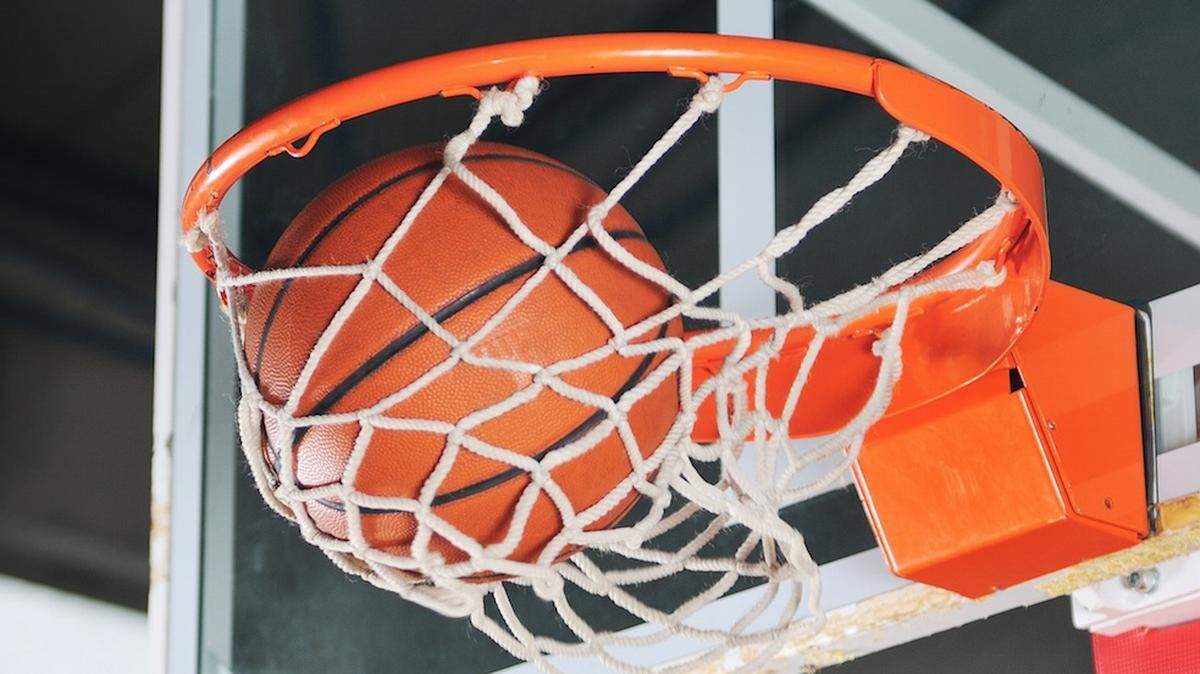 Previewing boys’ basketball in Lincoln County.