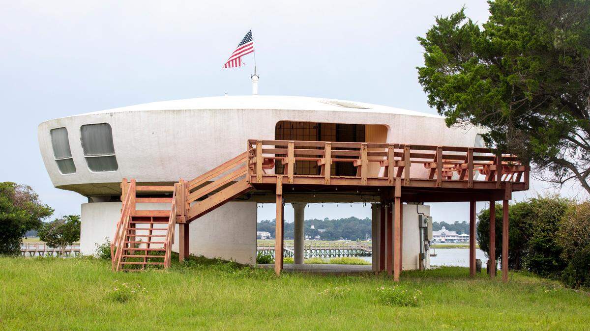 A cylindrical shaped house, known by locals as the “UFO house” on Garden City Beach overlooking Murrells Inlet as withstood many hurricanes over the years . Sept. 1, 2022.