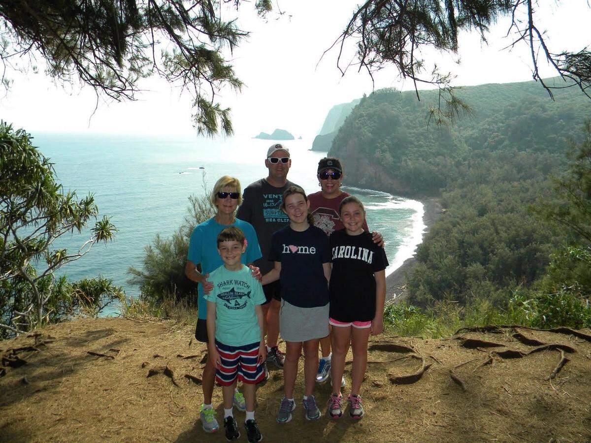 Gloria Reynolds stands with her daughter Whitney Yarborough and her family.Back L-R: Gloria Reynolds, Hank Yarborough, Whitney Yarborough; Front L-R: Blake Yarborough, Caroline Yarborough, Claire Yarborough