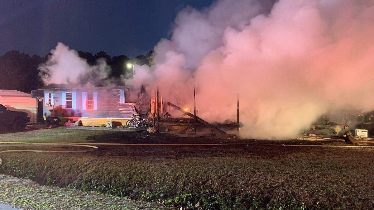 Horry County Fire Rescue responded to reports of a structure fire Saturday morning in Little River.