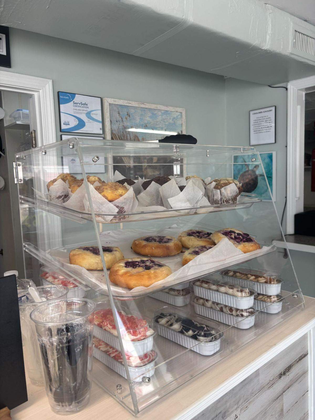 A Lake View, South Carolina, family has opened the SeaSide SunRise Cafe in Cherry Grove.