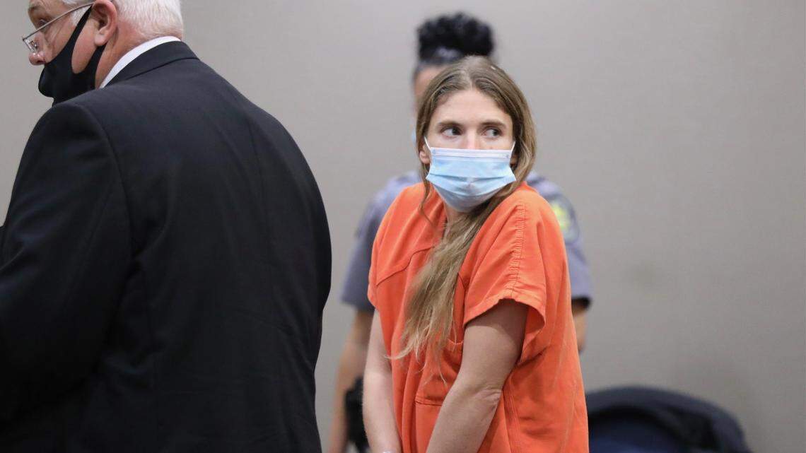 Warrants: Mom accused of murder locked kids in room, forced them to pee in containers