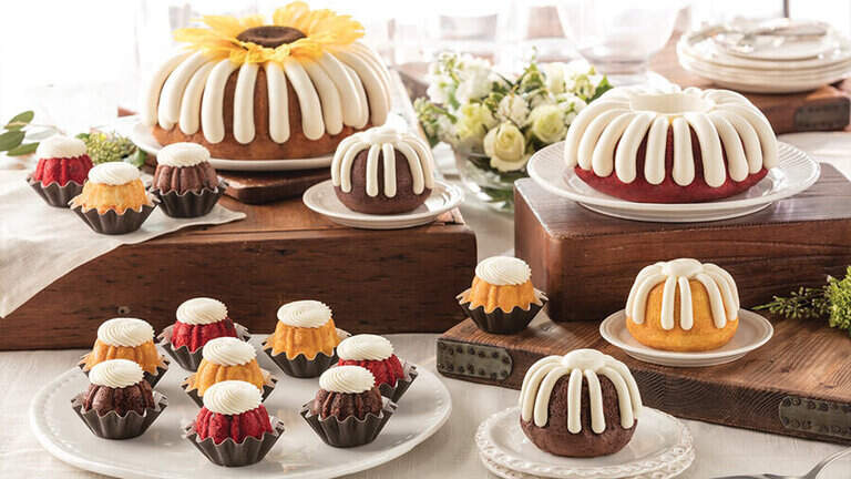 National bakery is bringing its popular cakes to Conway. When will it open?