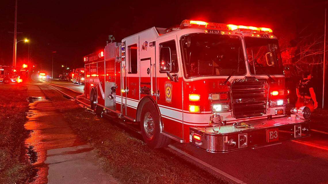 1 killed in Myrtle Beach house fire. Fire officials say blaze under investigation