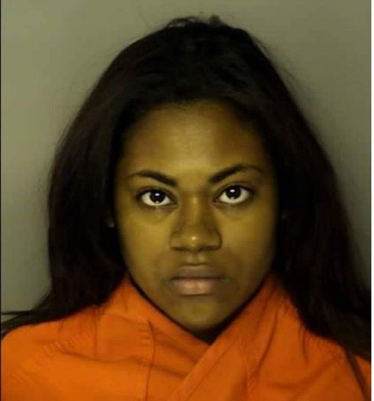 Julie Suba, 18.