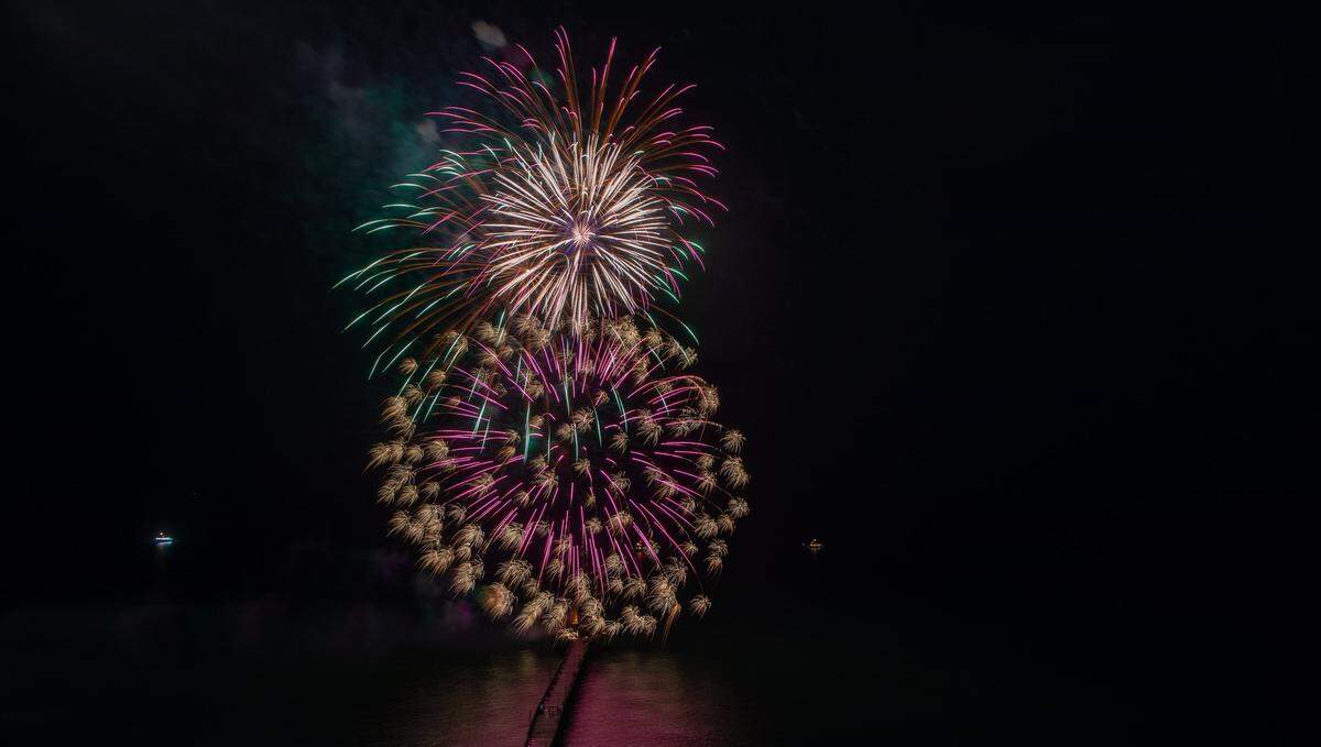 Fireworks shoot off the end of the Cherry Grove Pier for the pier’s July 4 celebration Thursday night.