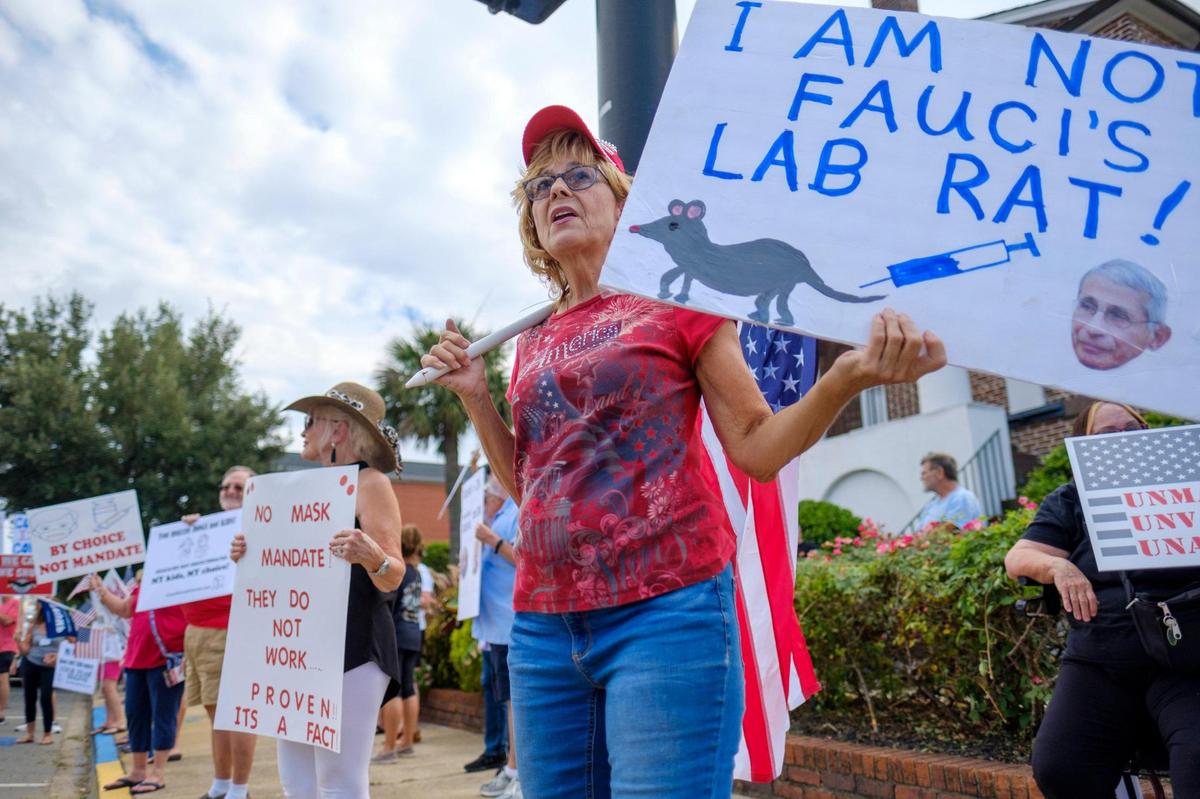 About 40 protesters gathered outside Conway City Hall on Tuesday, Sept. 7 to demonstrate against face covering and vaccine mandates in Conway and elsewhere around Horry County. Conway currently requires face masks in city-owned buildings but not in private businesses. Aug. 11, 2021.