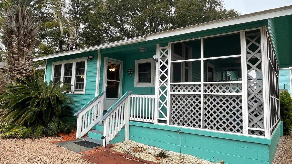 An Airbnb in Surfside Beach, South Carolina. The location is pet friendly and a short walk from the beach.