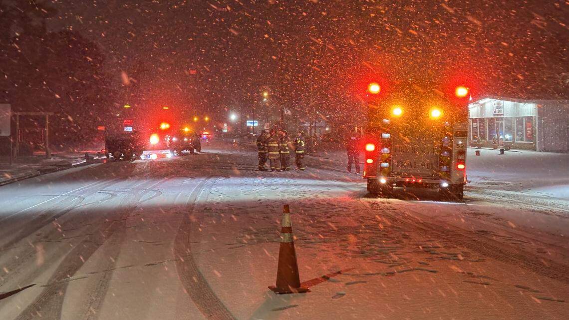 Trucks caught doing doughnuts on snowy road in Myrtle Beach area. Other snow videos