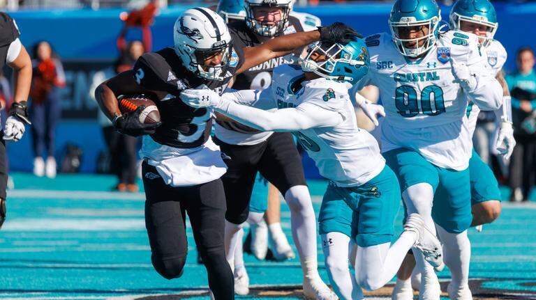 Photos: Chanticleers trounced despite home advantage at Myrtle Beach Bowl