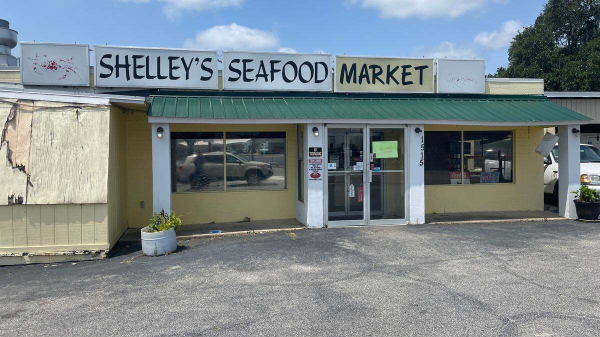 Shelley’s Seafood Market in Conway, SC. The eatery is currently closed, but efforts to reach out to the owners to find out why were unsuccessful.