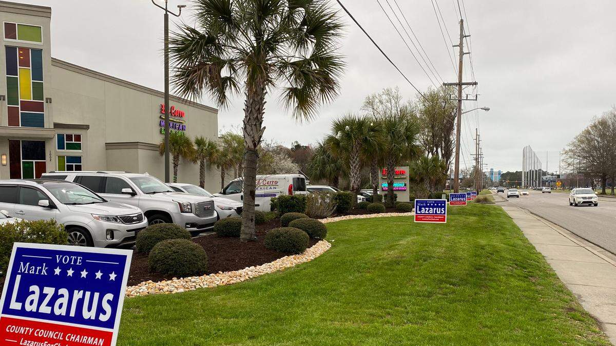Signs in support of former Horry County Council Chairman Mark Lazarus outside El Cerro Mexican Bar & Grill. Lazarus launched his campaign at the restaurant on Thursday, March 10, 2022.