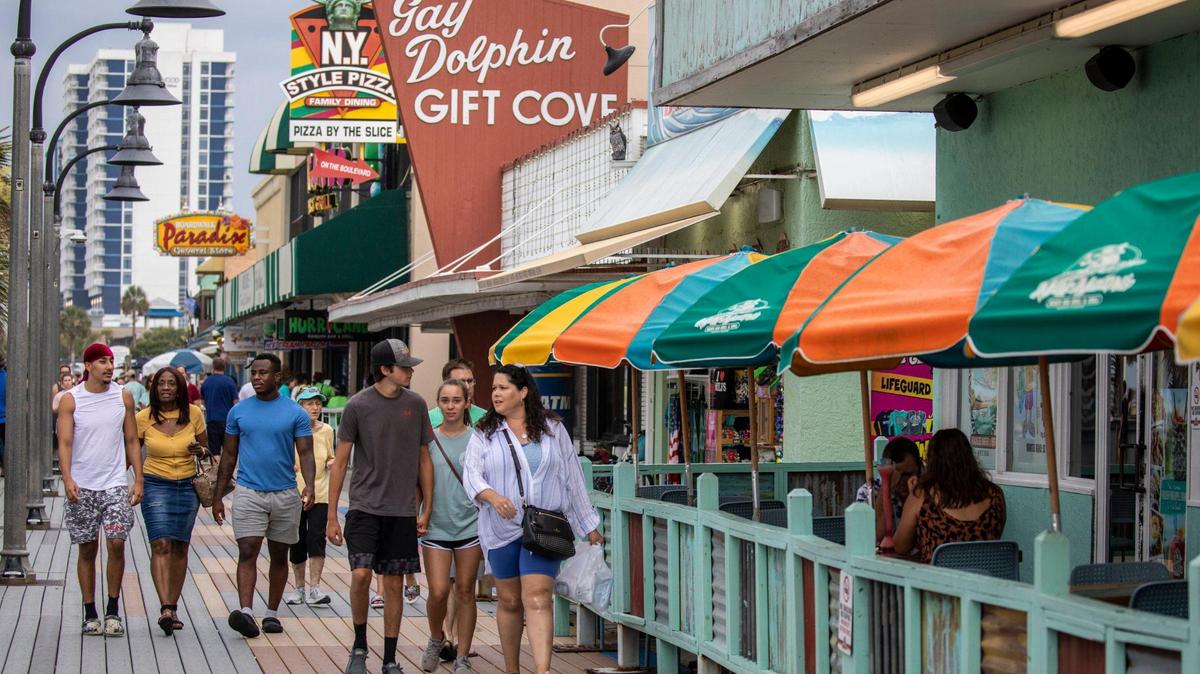 The Myrtle Beach Boardwalk is lined with outdoor seating for the many restaurants, cafe’s and bars. July 12, 2022.
