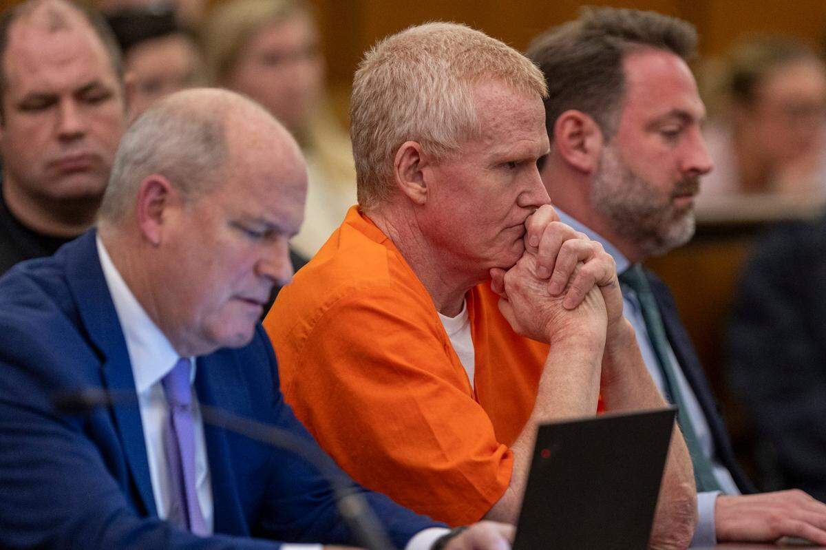 Alex Murdaugh listens as Judge Jean Toal delivers her verdict after a judicial hearing at The Richland County Judicial Center in Columbia, S.C. on Monday, Jan. 29, 2024. Toal denied Murdaugh a new trial. Tracy Glantz, The State/Pool