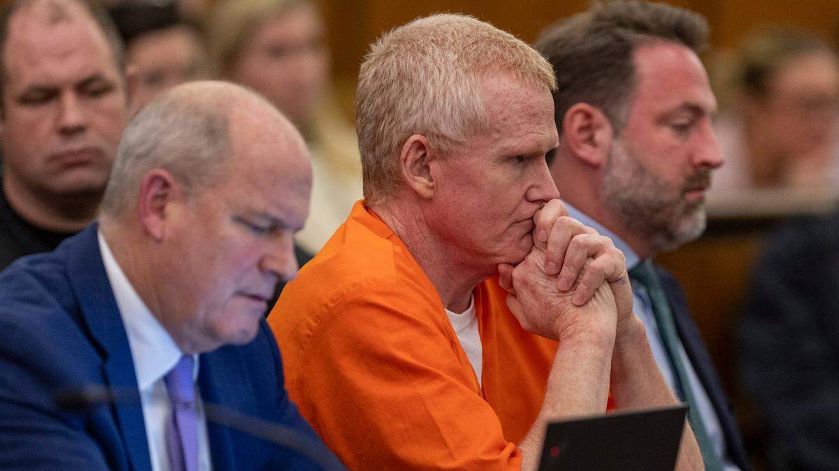 Alex Murdaugh listens as Judge Jean Toal delivers her verdict after a judicial hearing at The Richland County Judicial Center in Columbia, S.C. on Monday, Jan. 29, 2024. Toal denied Murdaugh a new trial. Tracy Glantz, The State/Pool