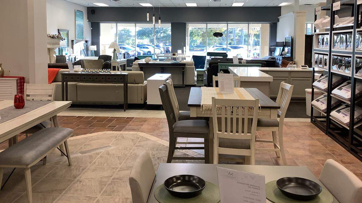 SV Bedding Furniture & Hospitality has opened at Northwood Plaza in Myrtle Beach.