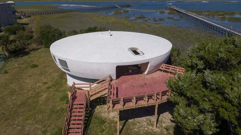 Who owns mysterious UFO house along the Grand Strand? It’s not a famous wrestler