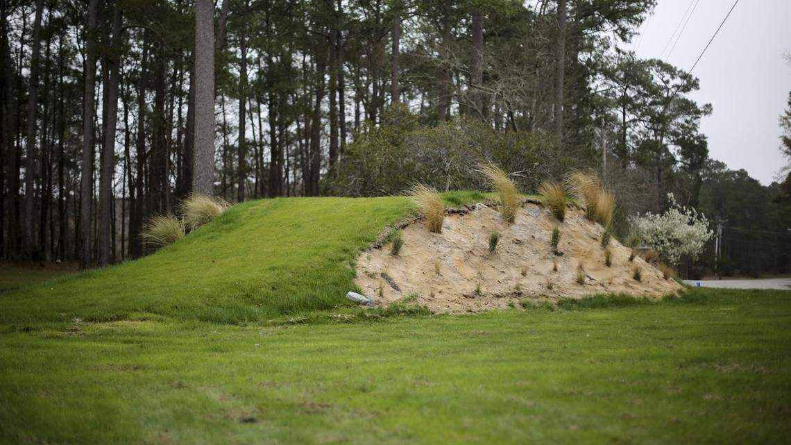 A raised "Perch" tee box at Eagle Nest Golf Club in Little River, SC.