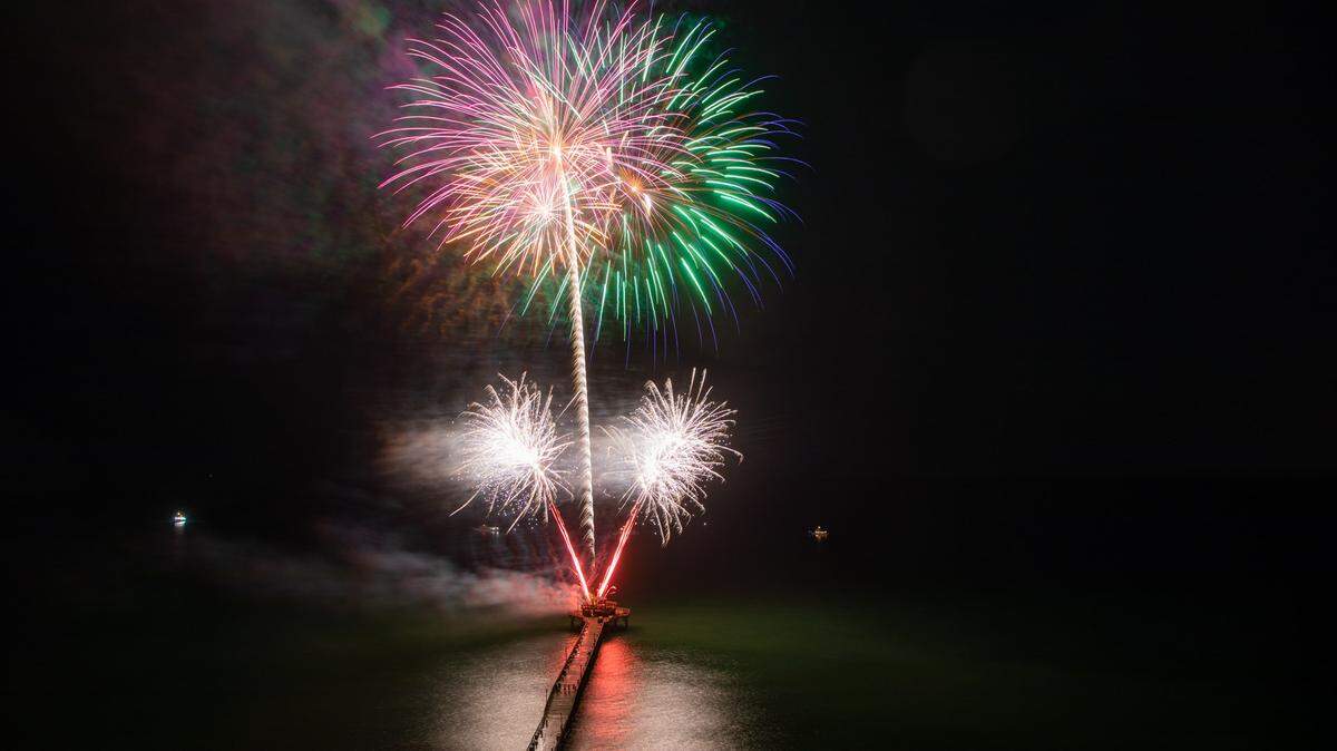 Fireworks shoot off the end of the Cherry Grove Pier for the pier’s July 4 celebration Thursday night.