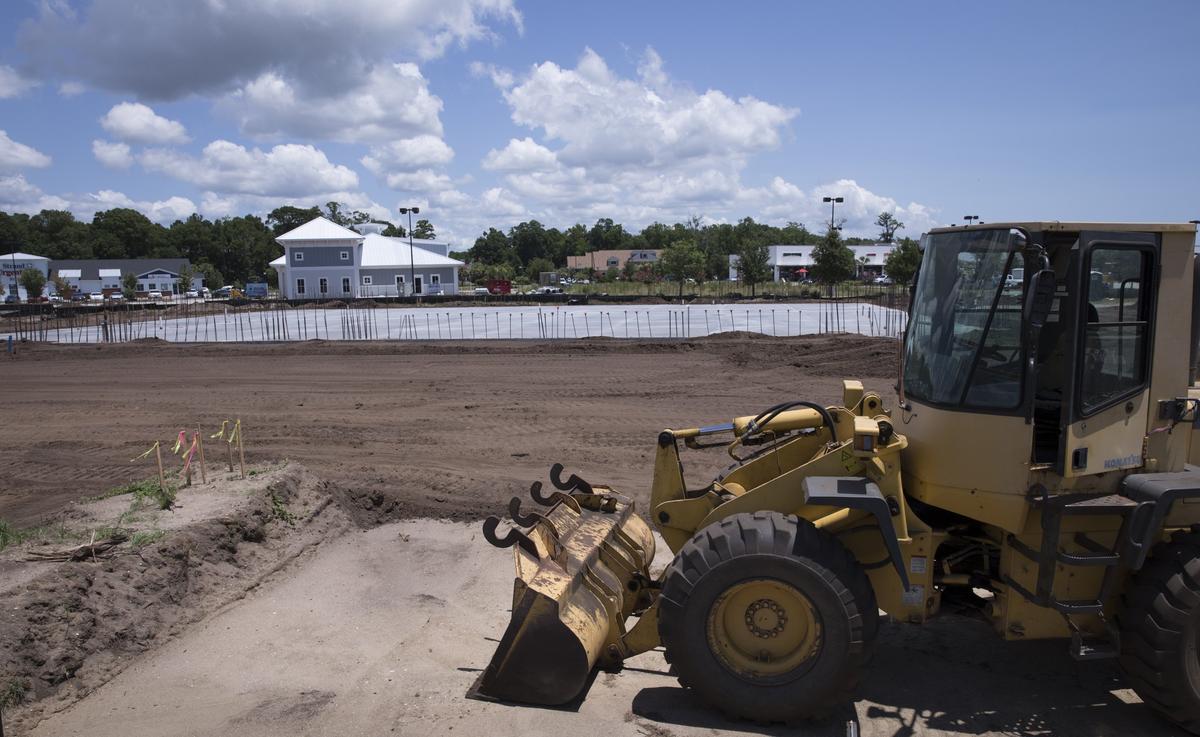 Multiple construction projects are underway in near International Drive and River Oaks Boulevard. Monday, July 2, 2018.