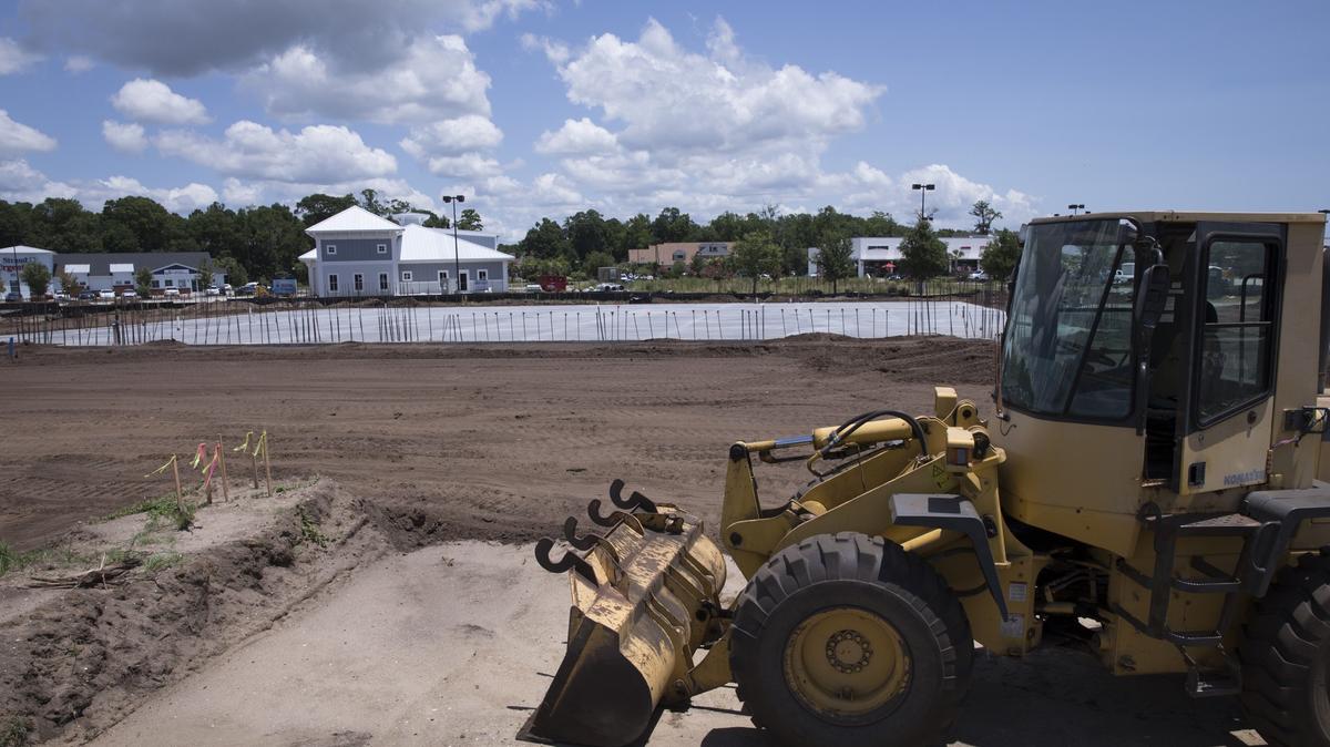 Multiple construction projects are underway in near International Drive and River Oaks Boulevard. Monday, July 2, 2018.