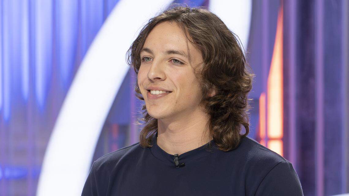 Myrtle Beach singer headed to Hollywood after earning American Idol’s golden ticket