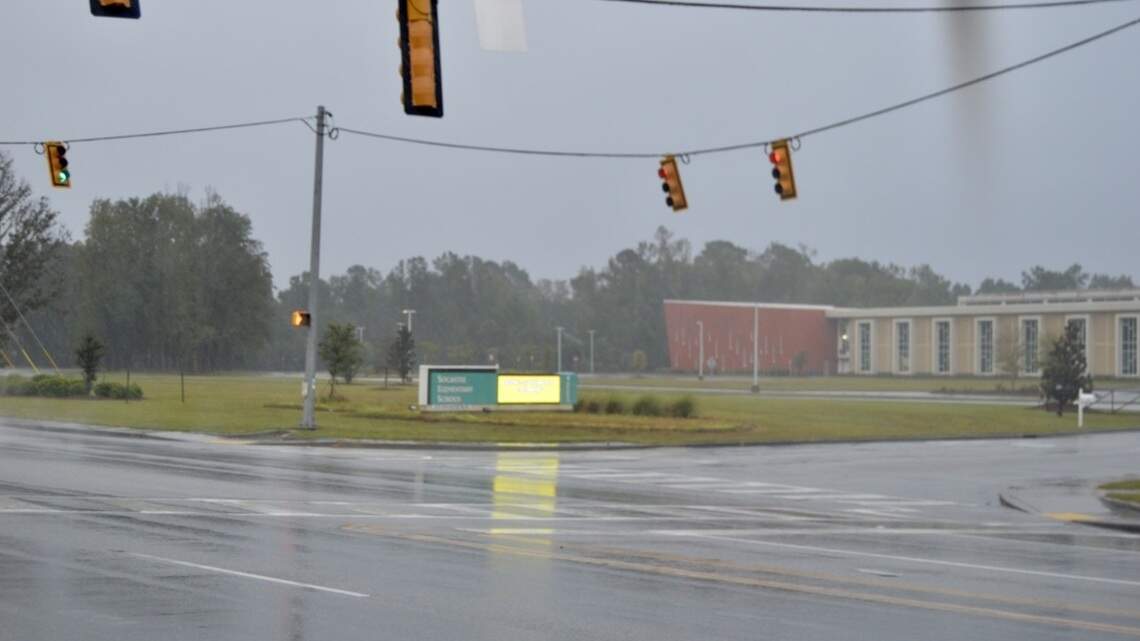 Severe storms can knock out traffic signals. What NC drivers should do on the road