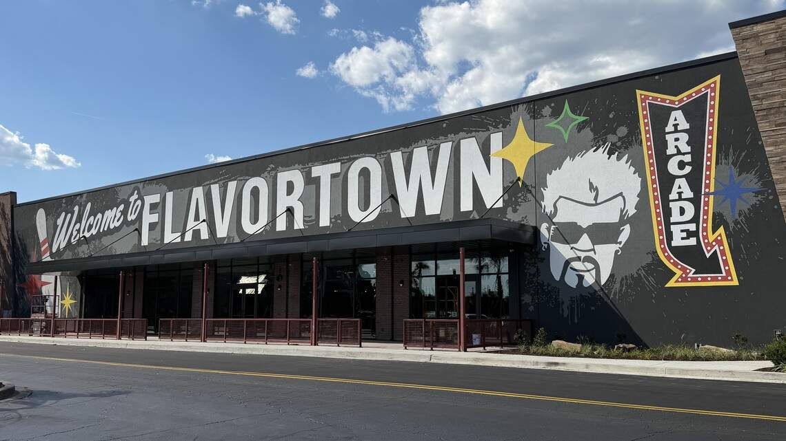 This popular celebrity TV chef coming to Myrtle Beach area. When you can see him